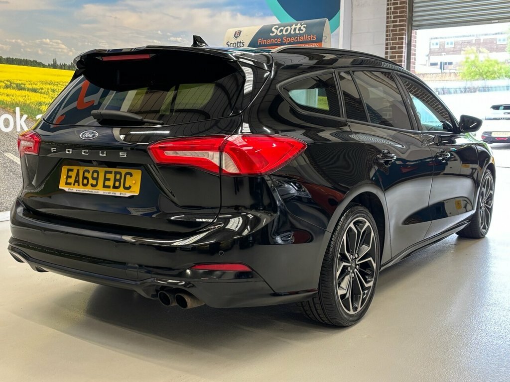 Ford Focus 2L St-line X Black #5