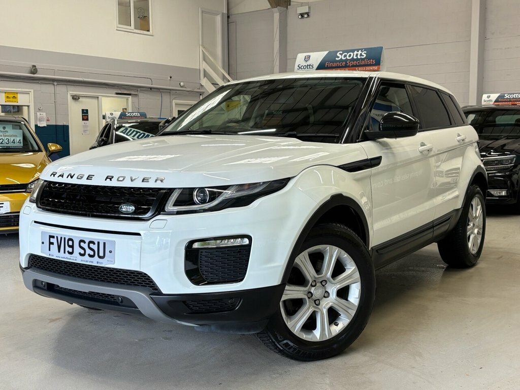 Land Rover Range Rover Evoque 2L Se Tech FV19SSU White #3