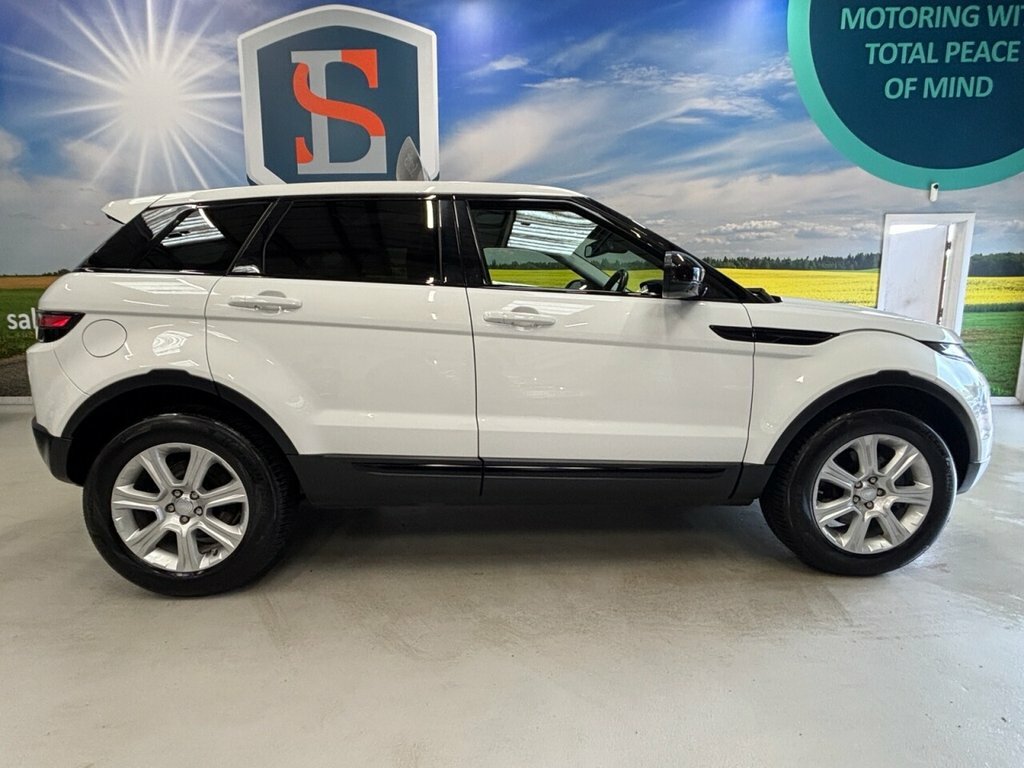 Land Rover Range Rover Evoque 2L Se Tech FV19SSU White #4