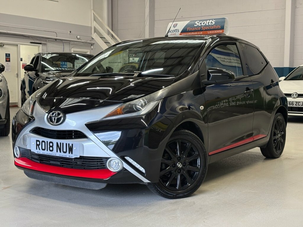 Toyota Aygo 1L X-press RO18NUW Black #3