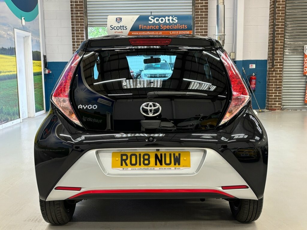 Toyota Aygo 1L X-press RO18NUW Black #6