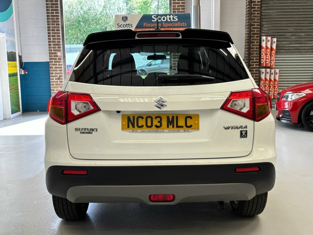 Suzuki Vitara 1.6L Kuro NC03MLC White #6