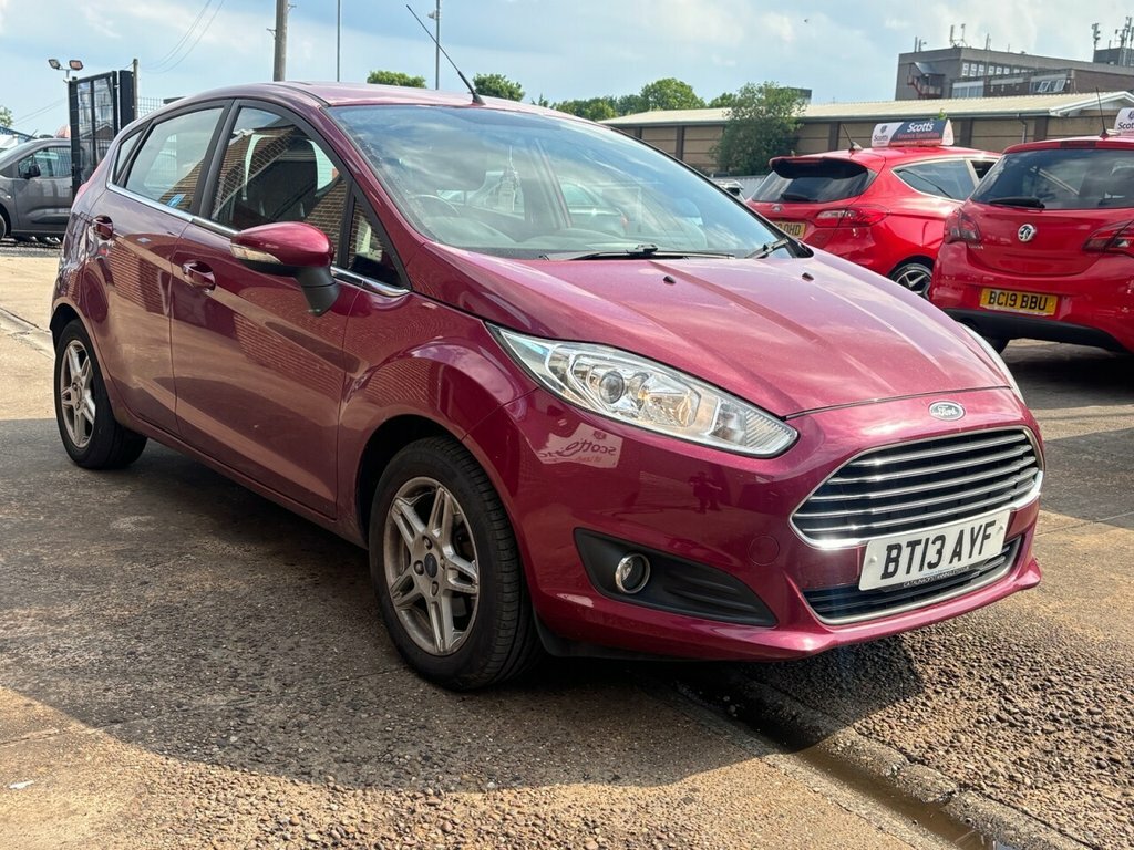 Ford Fiesta 1.3L Zetec Red