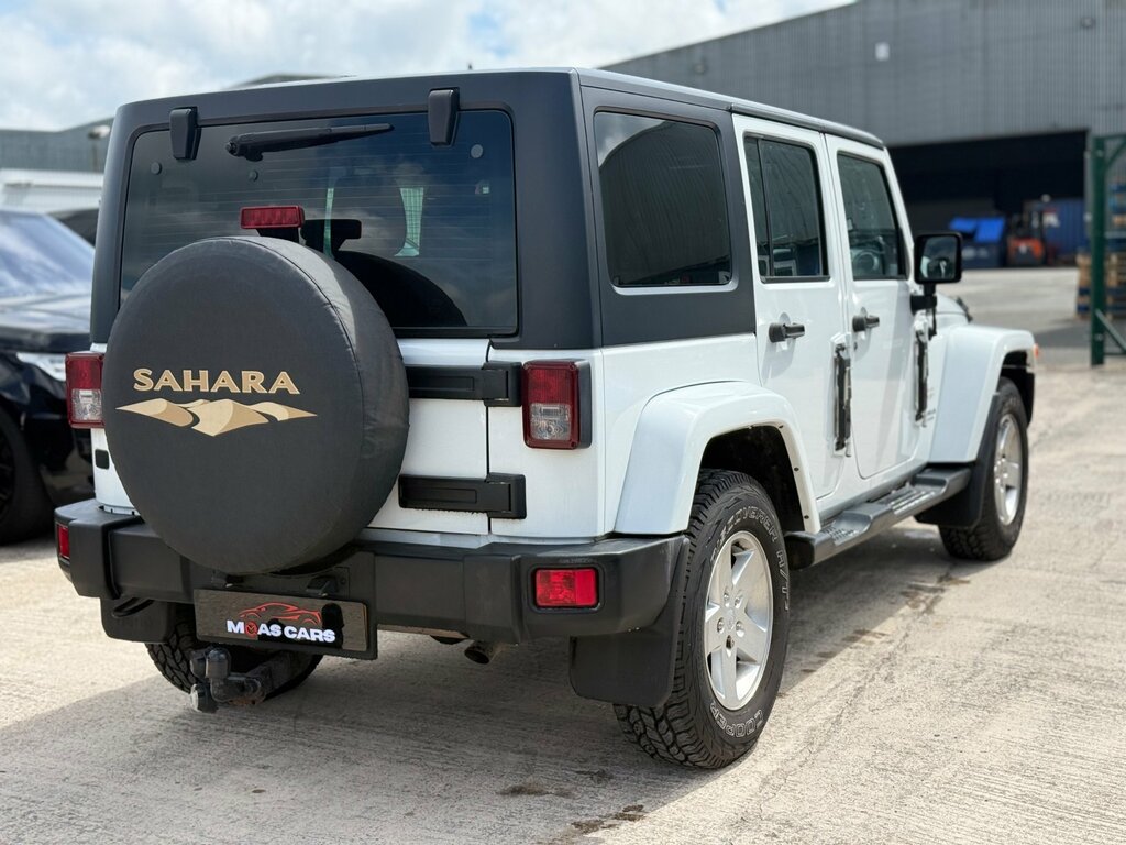 Jeep Wrangler 2.8 Crd Sahara Suv 4Wd Euro 5 197 White #3