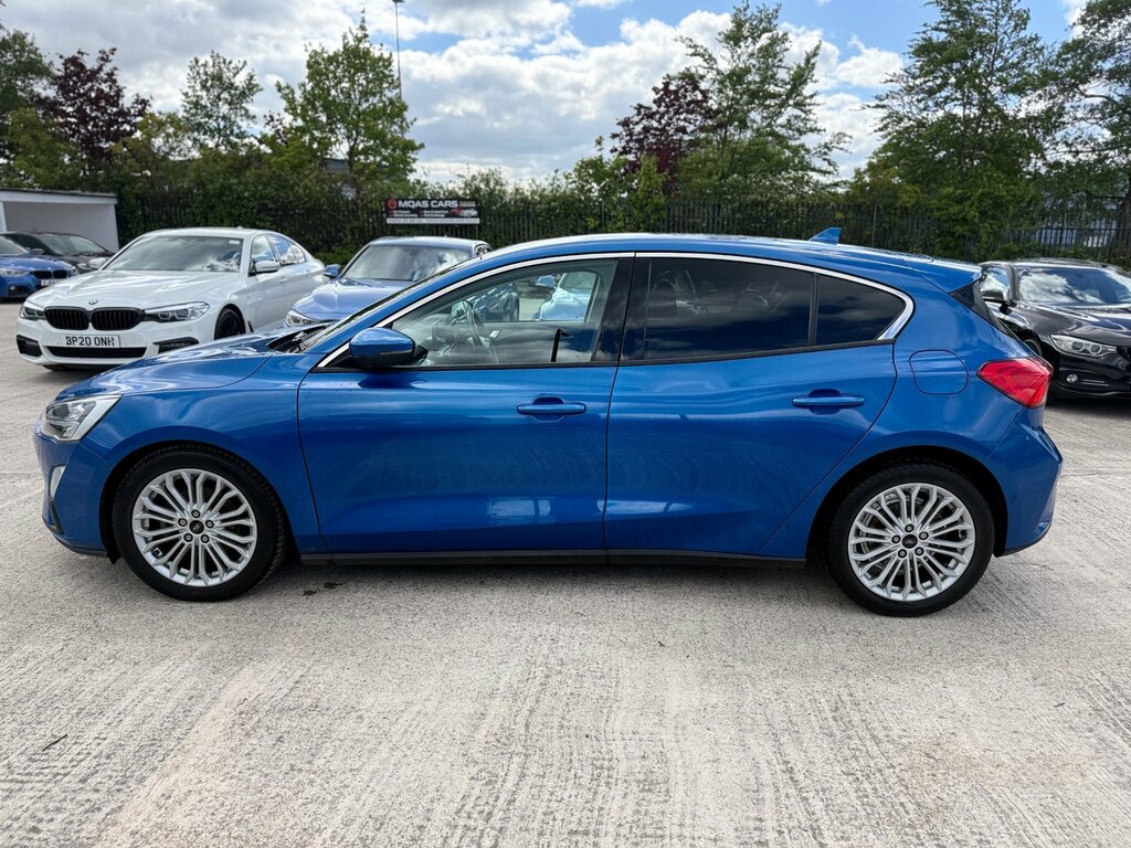 Ford Focus 1.0T Ecoboost Titanium X Hatchback ML68UTF Blue #6