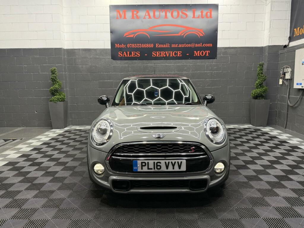 Mini Hatch 2.0 Cooper S Euro 6 Ss PL16VYV Grey #2