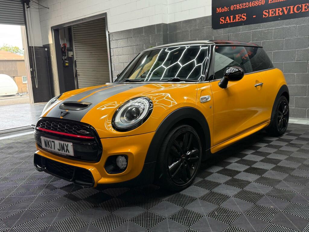 Mini Hatch 2.0 Cooper S Works Euro 6 Ss WK17JMX Orange #3