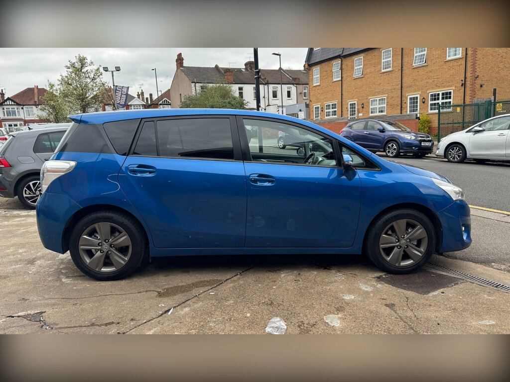 Toyota Verso 1.8 V-matic Trend Mpv Multidrive S Euro Blue #6