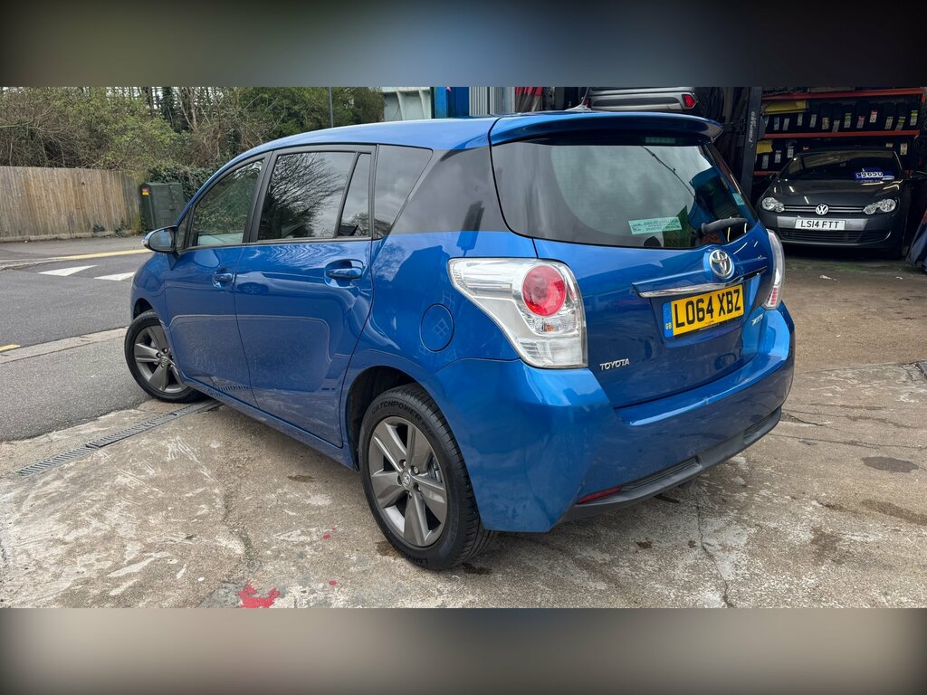 Toyota Verso 1.8 V-matic Trend Mpv Multidrive S Euro Blue #5