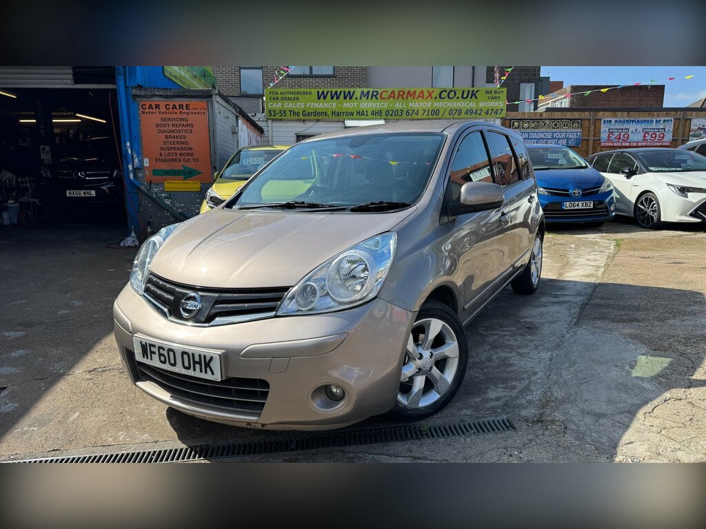 Nissan Note 1.6 16V Tekna Hatchback Euro 5 11 Beige