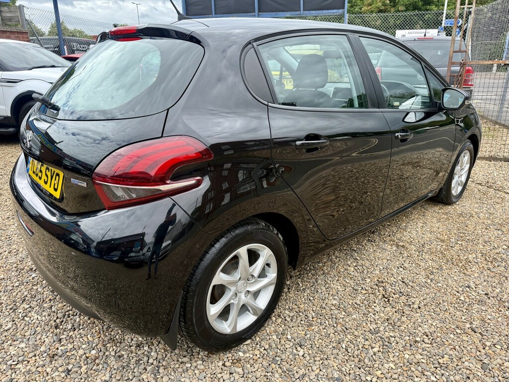 Peugeot 208 1.2 Puretech Active 2016 YL65SYO Black #4