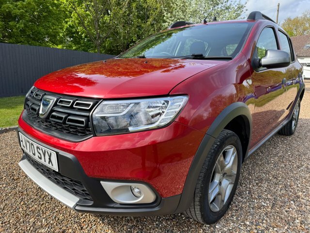 Dacia Sandero Stepway Tce Comfort Euro 6 LV70SYX Red #4