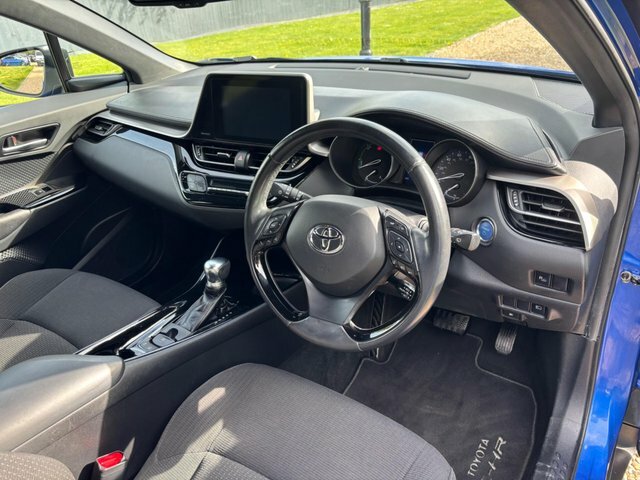 Toyota C-Hr Vvt-h Dynamic Cvt Euro GU68JUA Blue #2