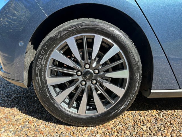 Ford Focus Ecoboost Mhev Titanium Vignale GX72LSU Blue #5