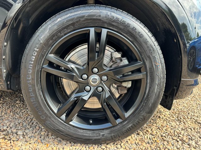 Volvo XC60 B5 Mhev R-design BL70DKF Black #4
