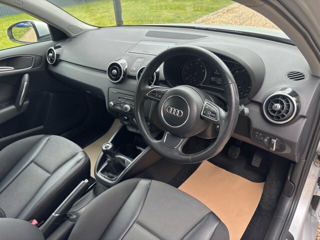Audi A1 Tfsi Sport Sportback Euro RX63OCU Silver #2