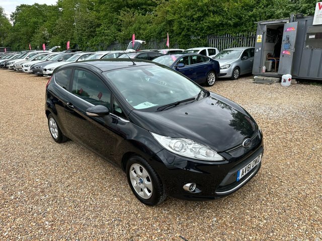 Ford Fiesta 1.6 Tdci Econetic Dpf Titanium Black