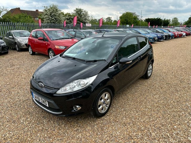Ford Fiesta 1.6 Tdci Econetic Dpf Titanium Black #3
