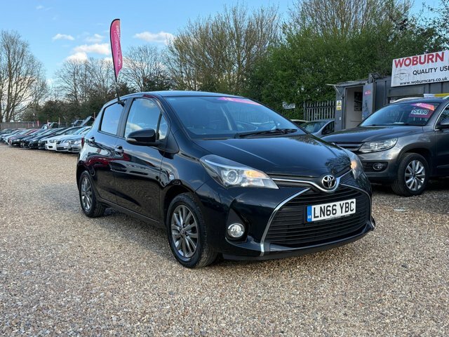 Toyota Yaris 1.33 Dual Vvt-i Icon Euro 6 Black