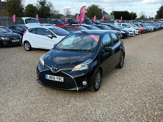 Toyota Yaris 1.33 Dual Vvt-i Icon Euro 6 LN66YBC Black #3