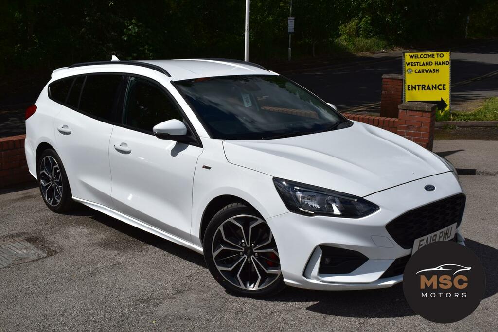 Ford Focus 1.5T Ecoboost St-line X Estate Eur White