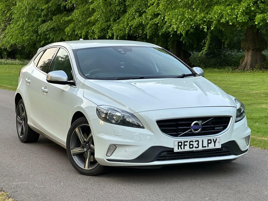 Volvo V40 2.0 D3 R-design Nav Euro 6 Ss White