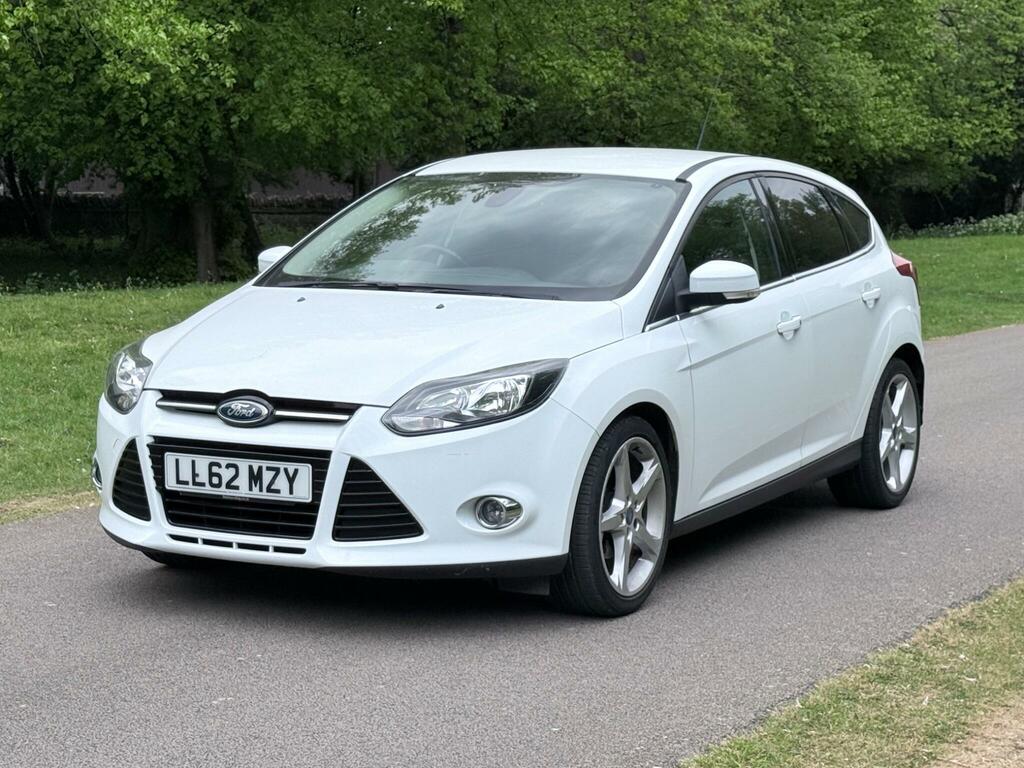 Ford Focus 1.0T Ecoboost Titanium Navigator Euro 5 Ss White #4