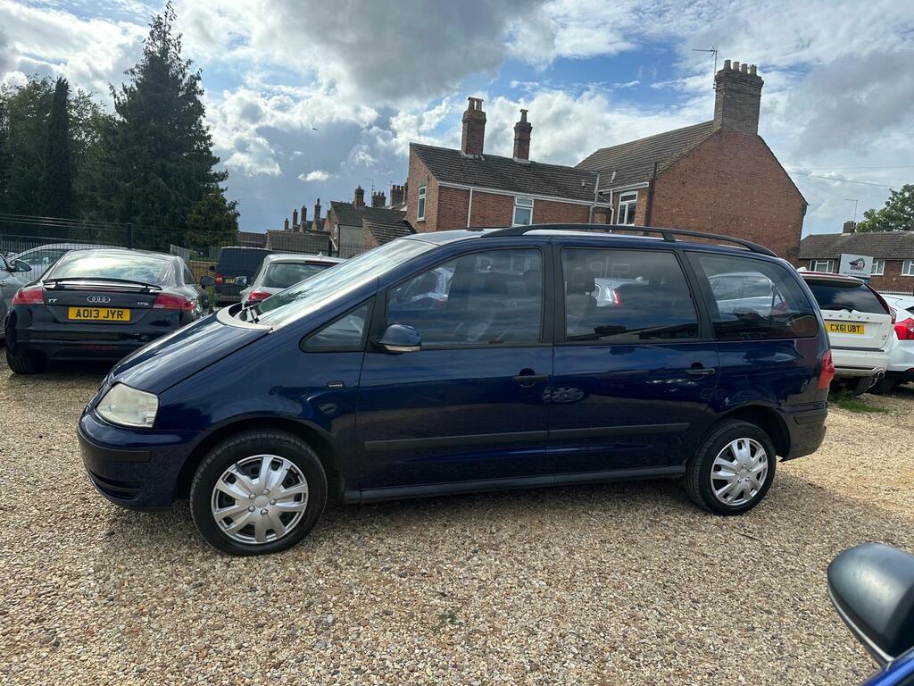 Volkswagen Sharan Silver #7