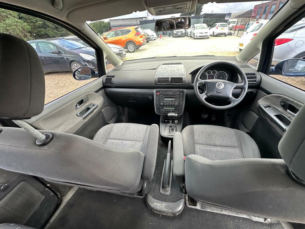 Volkswagen Sharan Silver #14