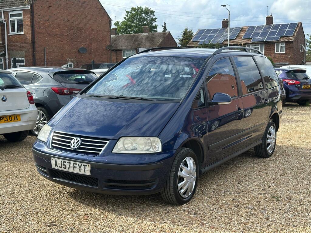 Volkswagen Sharan Silver #3