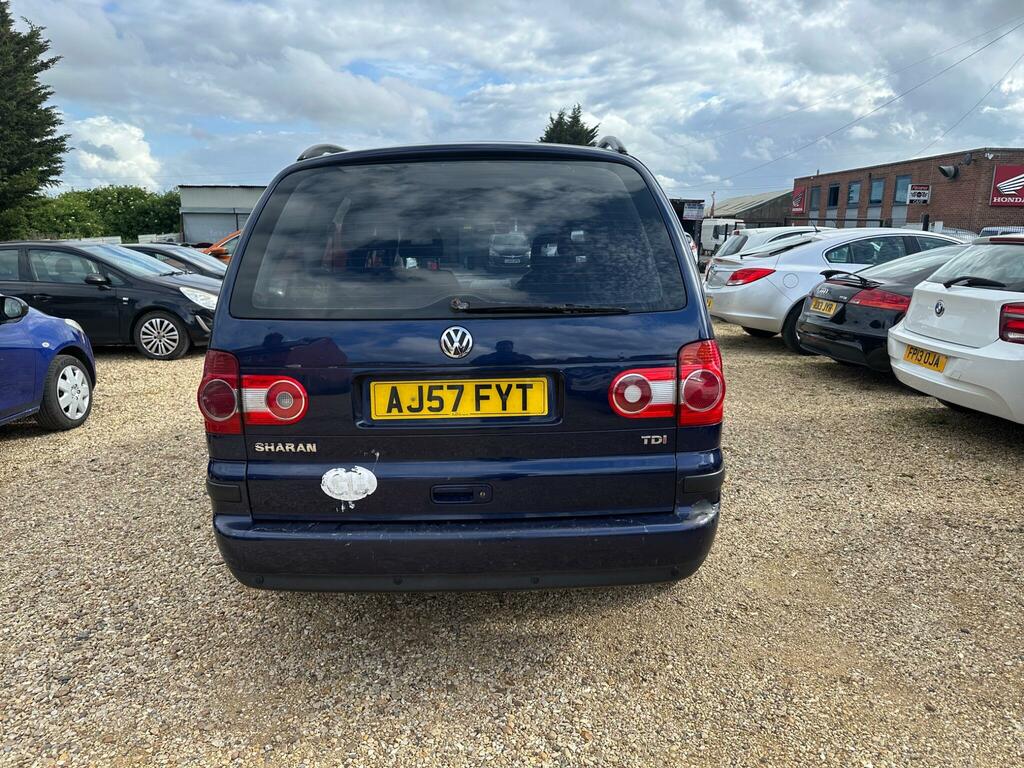 Volkswagen Sharan Silver #5