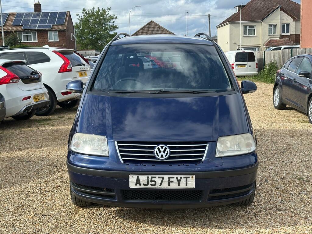 Volkswagen Sharan Silver #2