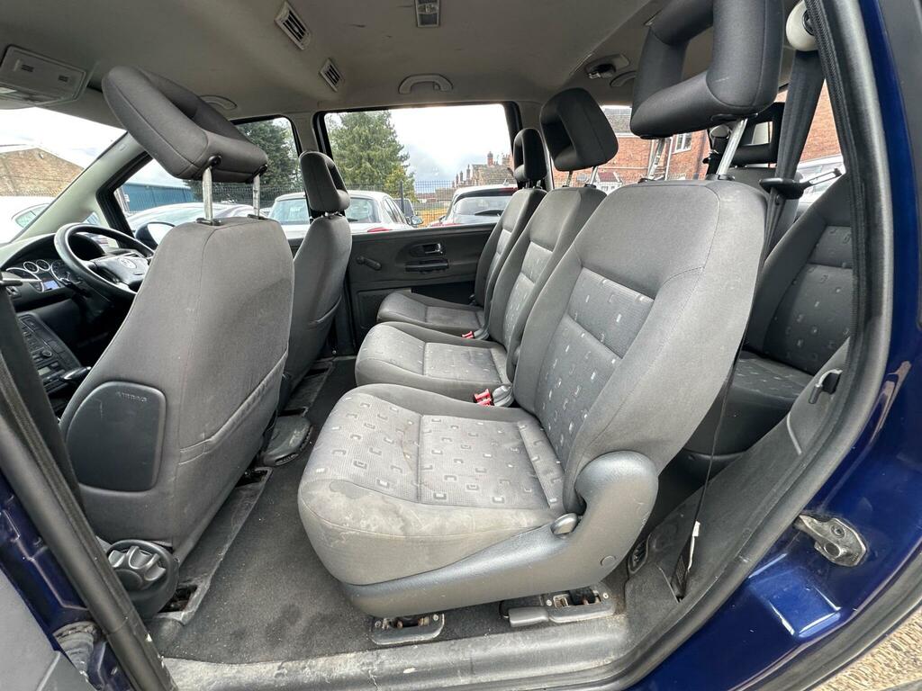 Volkswagen Sharan Silver #18