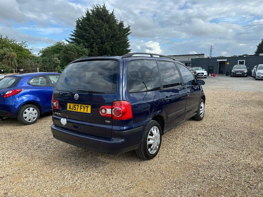 Volkswagen Sharan Silver #10