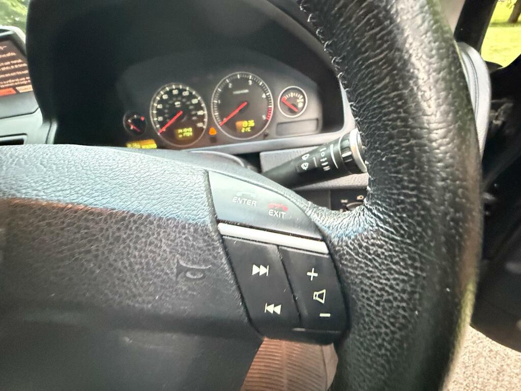 Volvo XC90 D5 Executive 183 Grey #47