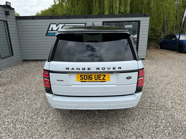 Land Rover Range Rover 2016 4.4 Sd V8 Vogue Suv 4Wd Euro White #4