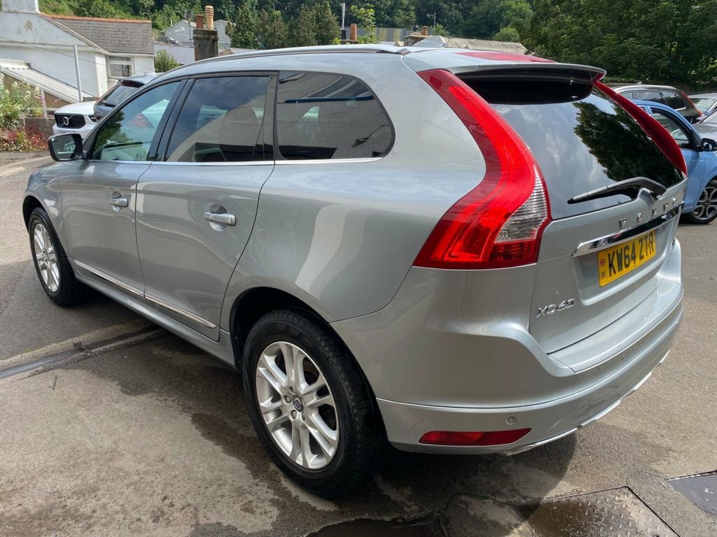 Volvo XC60 2015 2.4 D5 Se Lux Nav Suv Geartronic A KW64ZTR Silver #3