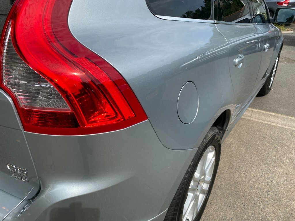Volvo XC60 2015 2.4 D5 Se Lux Nav Suv Geartronic A KW64ZTR Silver #6