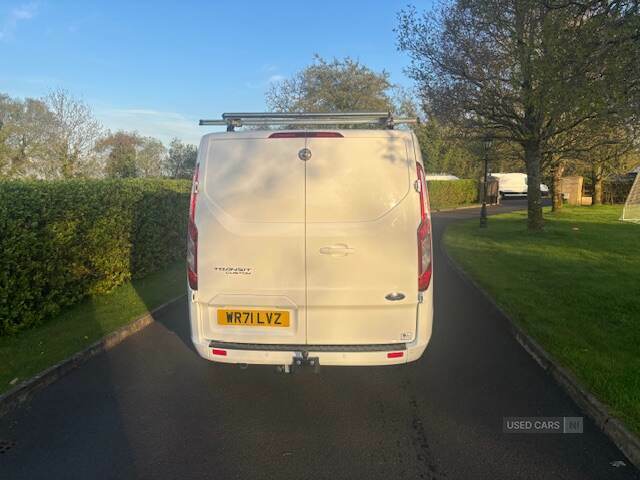 Ford Transit Custom 2.0 Ecoblue 130Ps Low Roof Limited Van WR71LVZ White #2