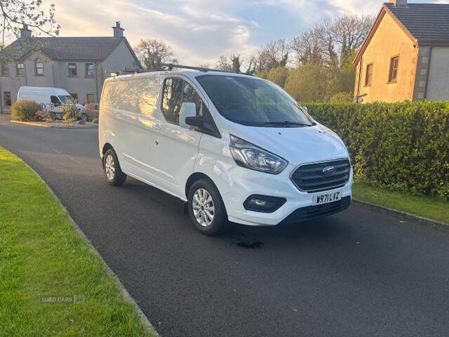 Ford Transit Custom 2.0 Ecoblue 130Ps Low Roof Limited Van White