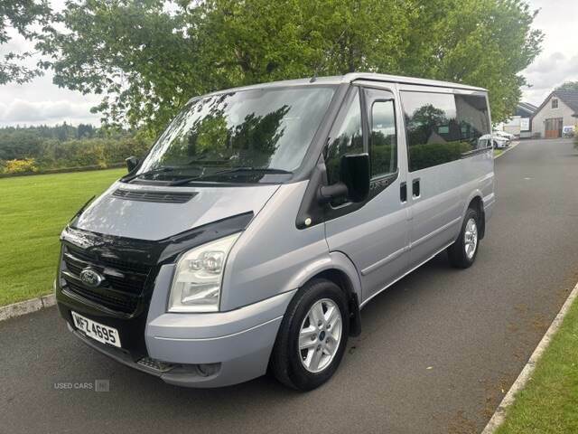 Ford Transit Custom Low Roof Van Limited Tdci 125Ps MFZ4695 Silver #5