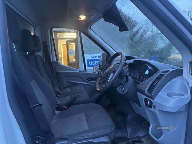 Ford Transit Custom 350 Luton DYZ9783 White #4