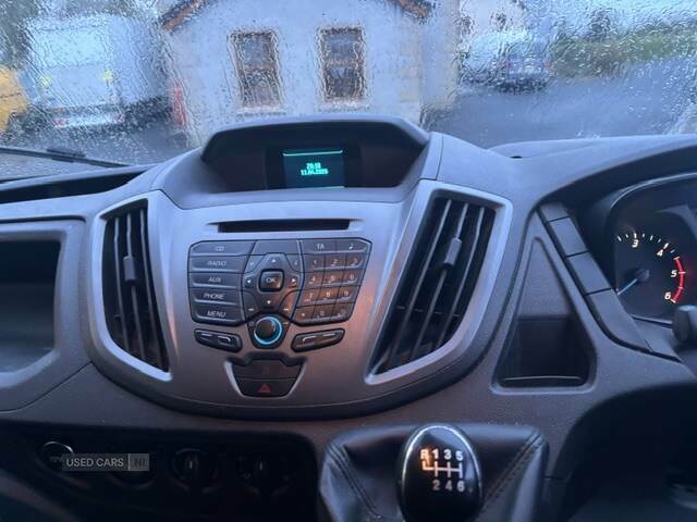 Ford Transit Custom 350 Luton DYZ9783 White #5