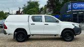 Toyota HILUX Pickup White #6
