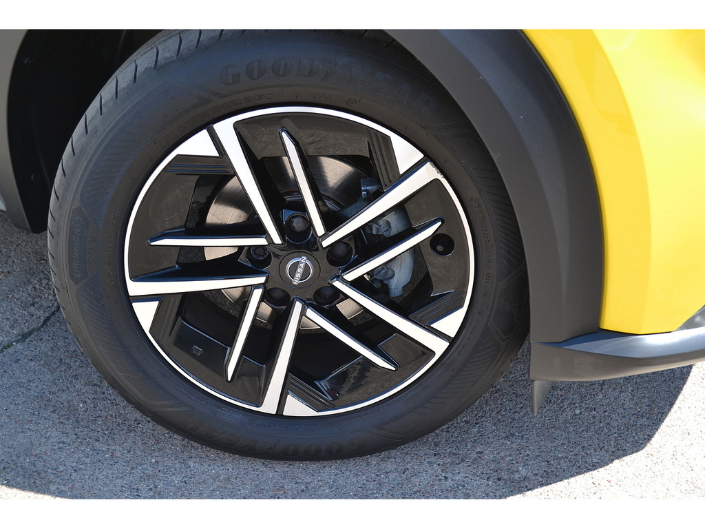Nissan Juke N-connecta PK74VVG Yellow #3