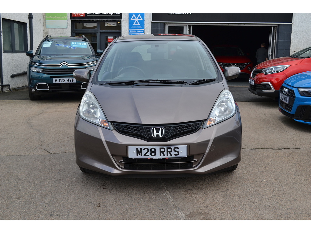 Honda Jazz I-vtec Es Plus Brown #5