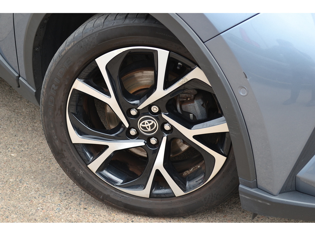 Toyota C-Hr Vvt-h Design SV20OJP Grey #2