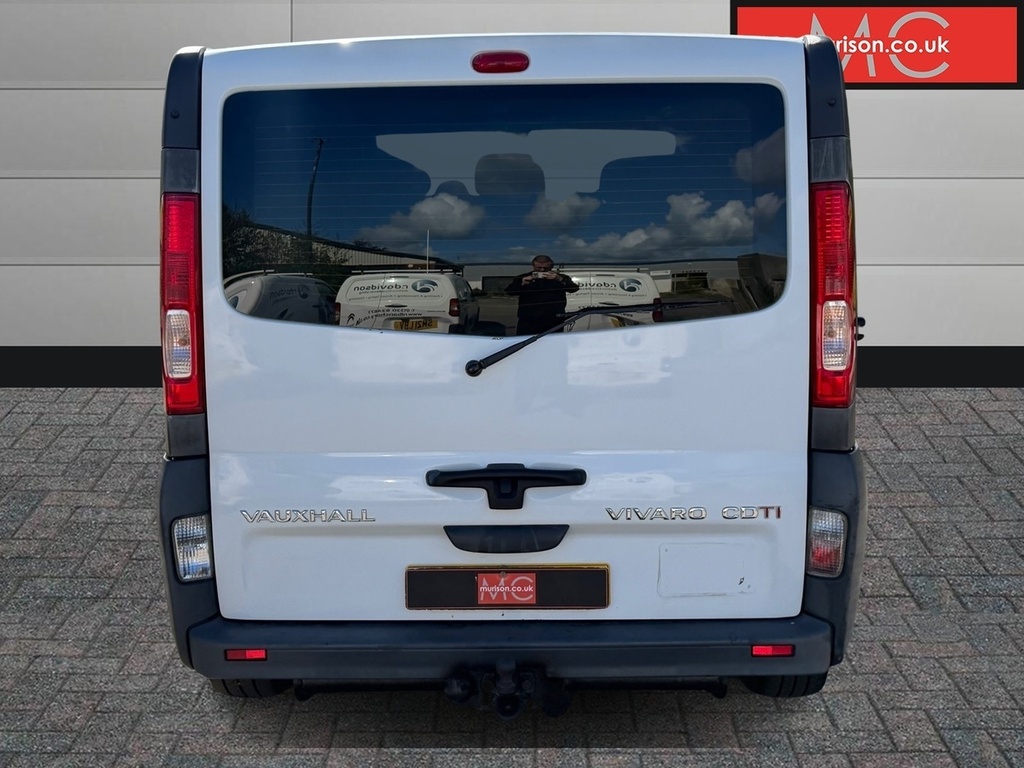 Vauxhall Vivaro 2900 Cdti L2 Combi VU64WFZ White #6