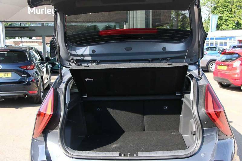 Hyundai Bayon 1.0 Tgdi 90 Tech Line Dct - 2025 VO75NNU Grey #4