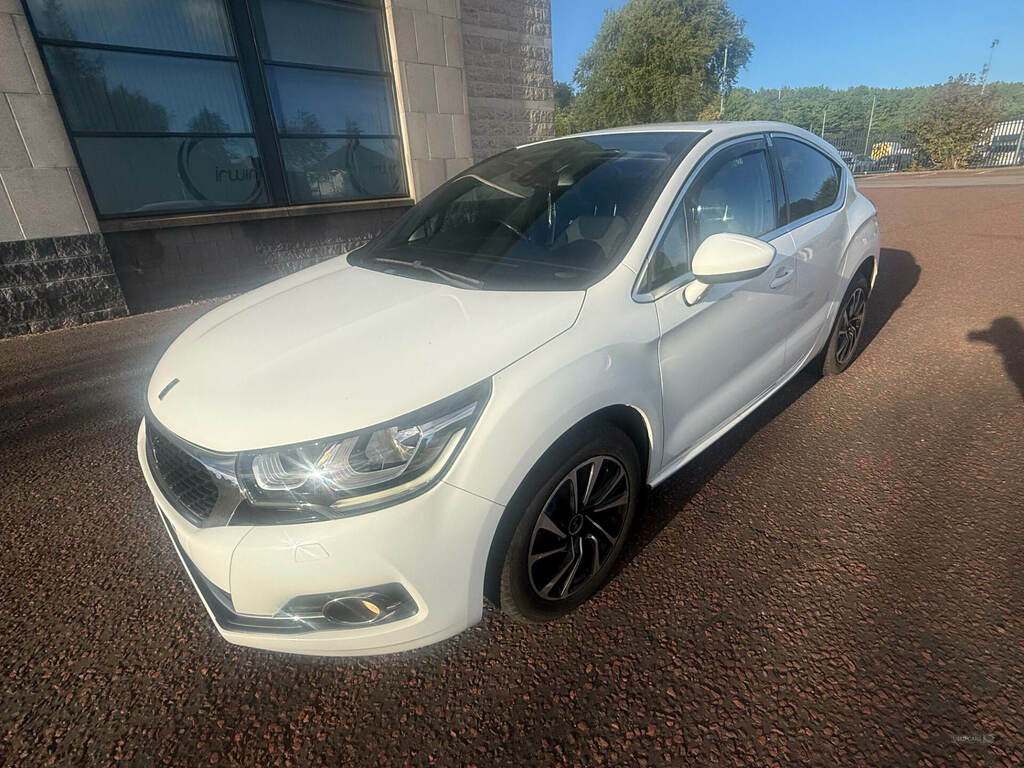 DS DS 4 1.6 Bluehdi Elegance White #2